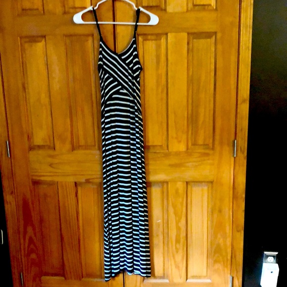 Maxi spaghetti strap black and white dress - Picture 1 of 2